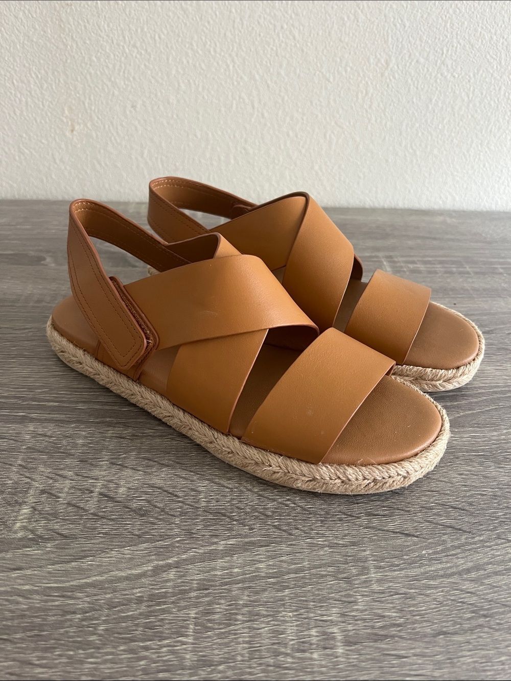 Vince Brown Leather Espadrille Sandals Platform Criss Cross sandals 6.5
